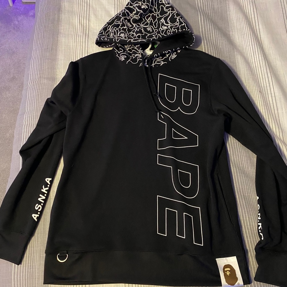 BAPE BLACK HOODIE, WORN TWICE!!